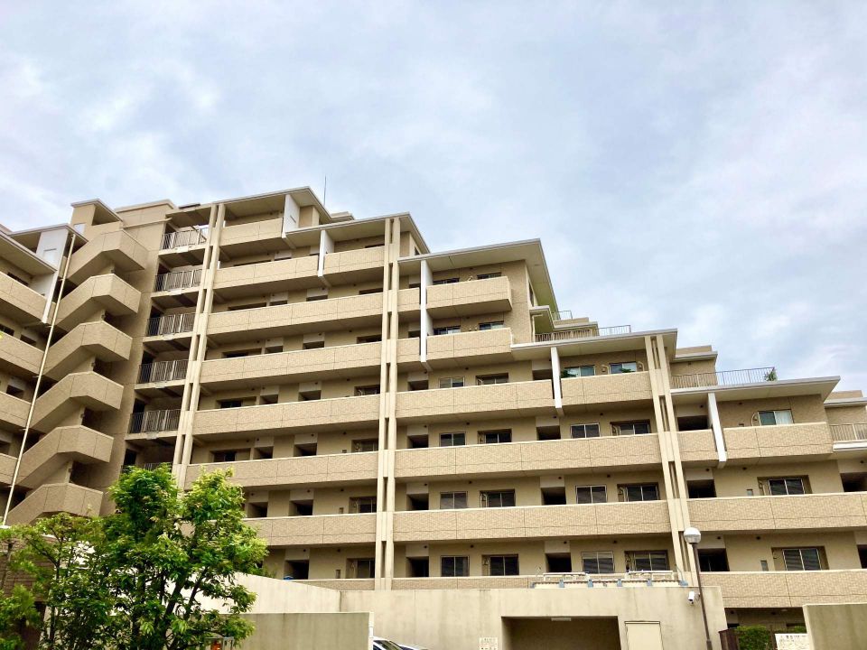 電動シャッターを安全快適に使い続けるための修理とメンテナンスの極意